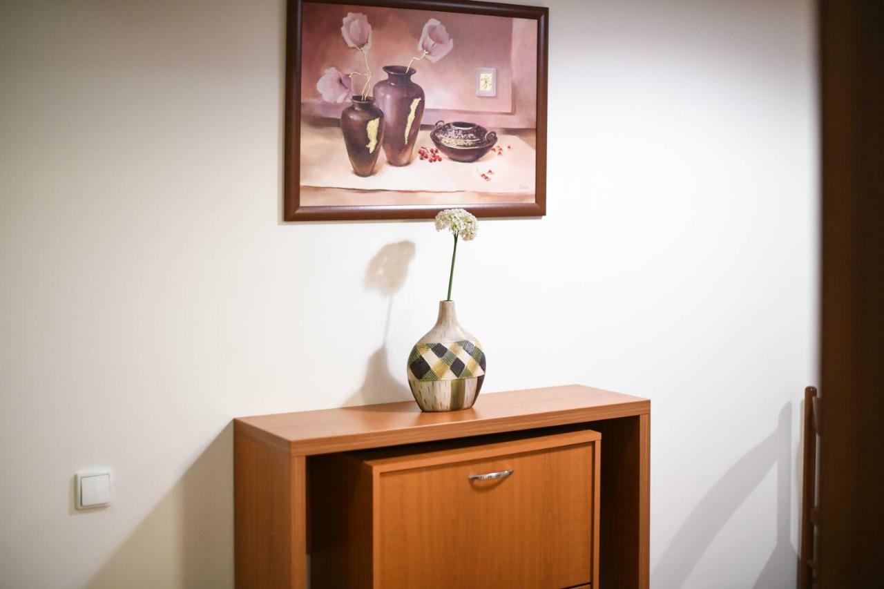 קלוז'-נאפוקה Cabrio Apart Hotel מראה חיצוני תמונה