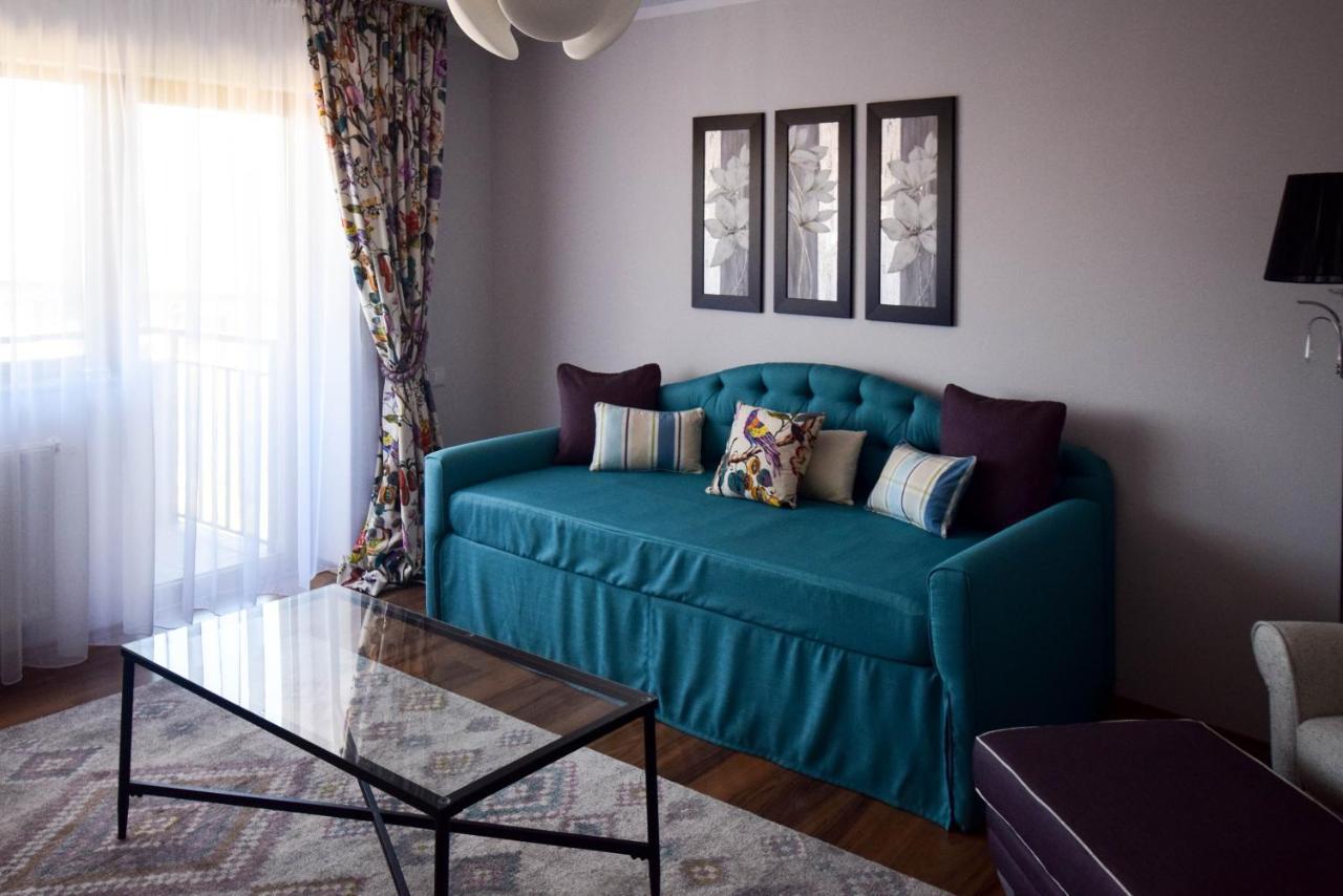 קלוז'-נאפוקה Cabrio Apart Hotel מראה חיצוני תמונה