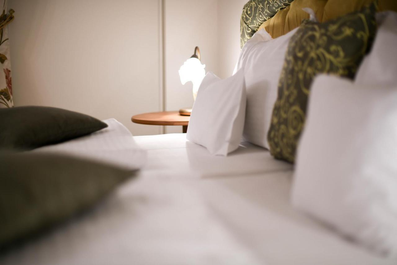 קלוז'-נאפוקה Cabrio Apart Hotel מראה חיצוני תמונה